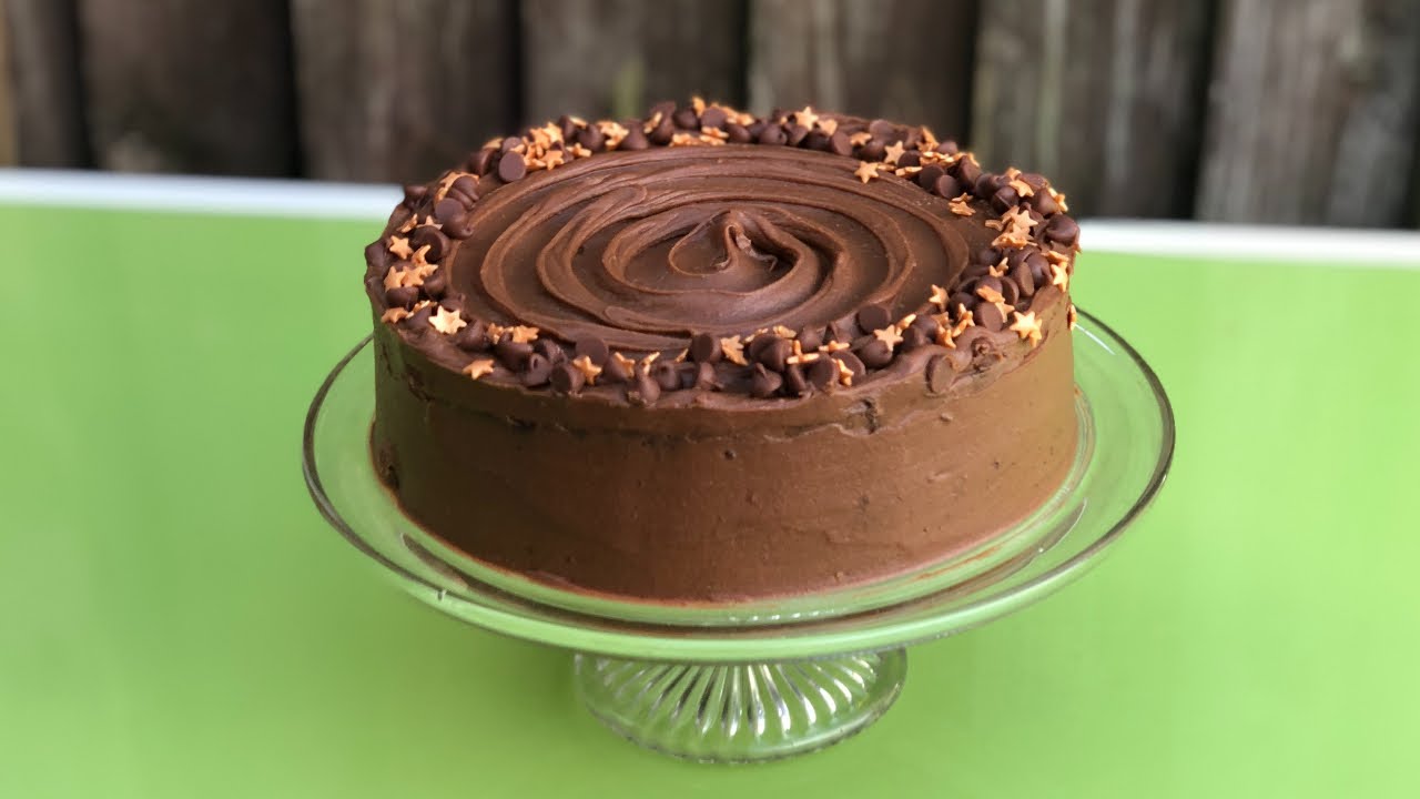 Easy chocolate Fudge Cake