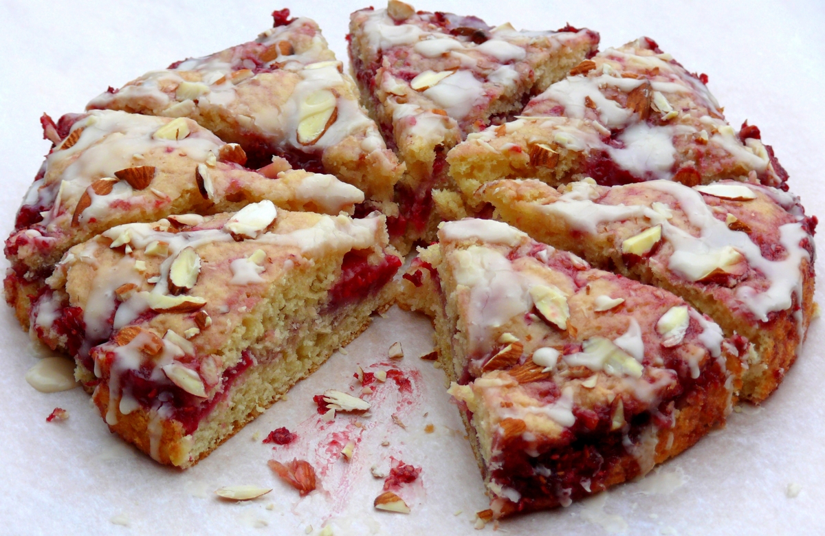 Raspberry Almond Crumb Cake