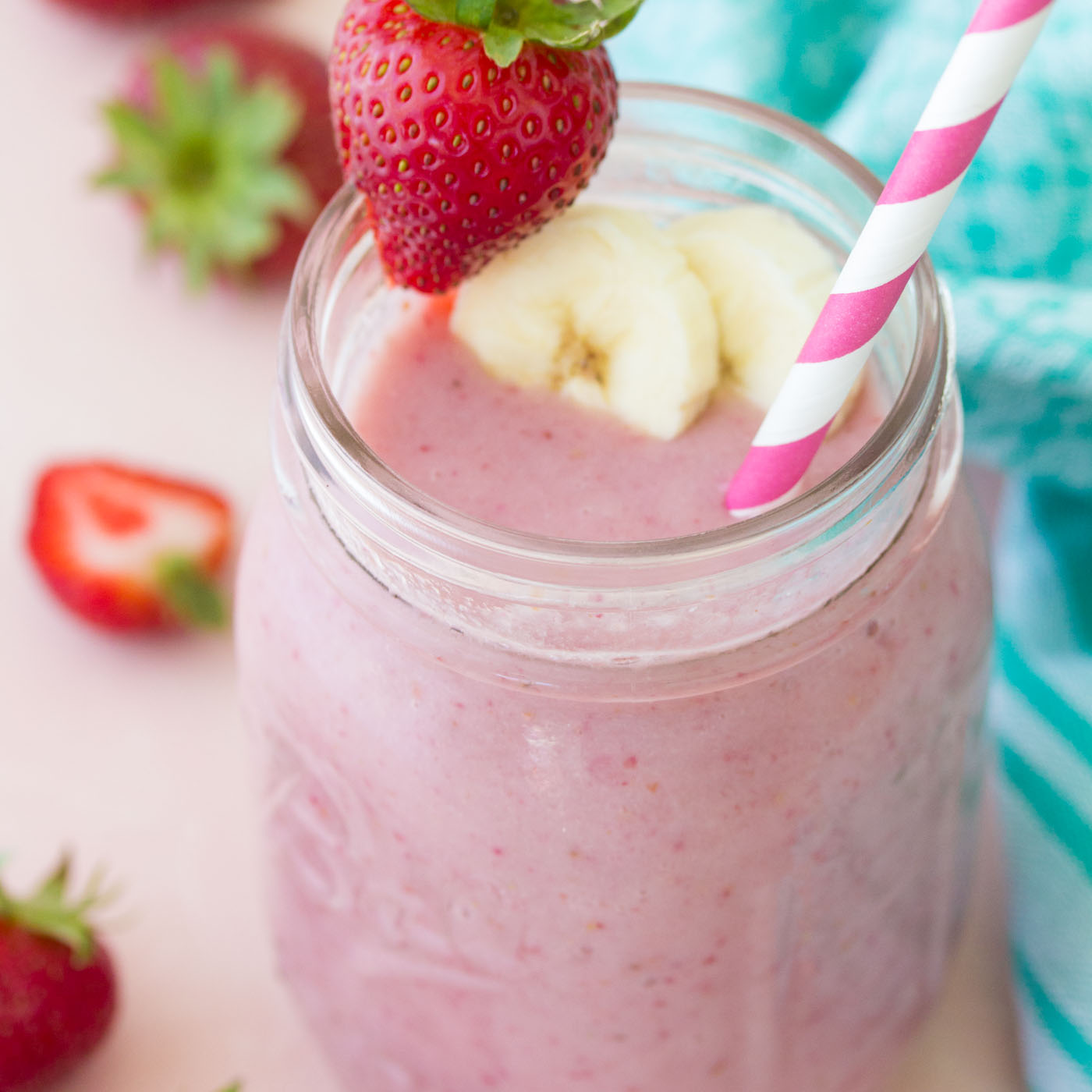 Healthy Strawberry Banana Smoothie