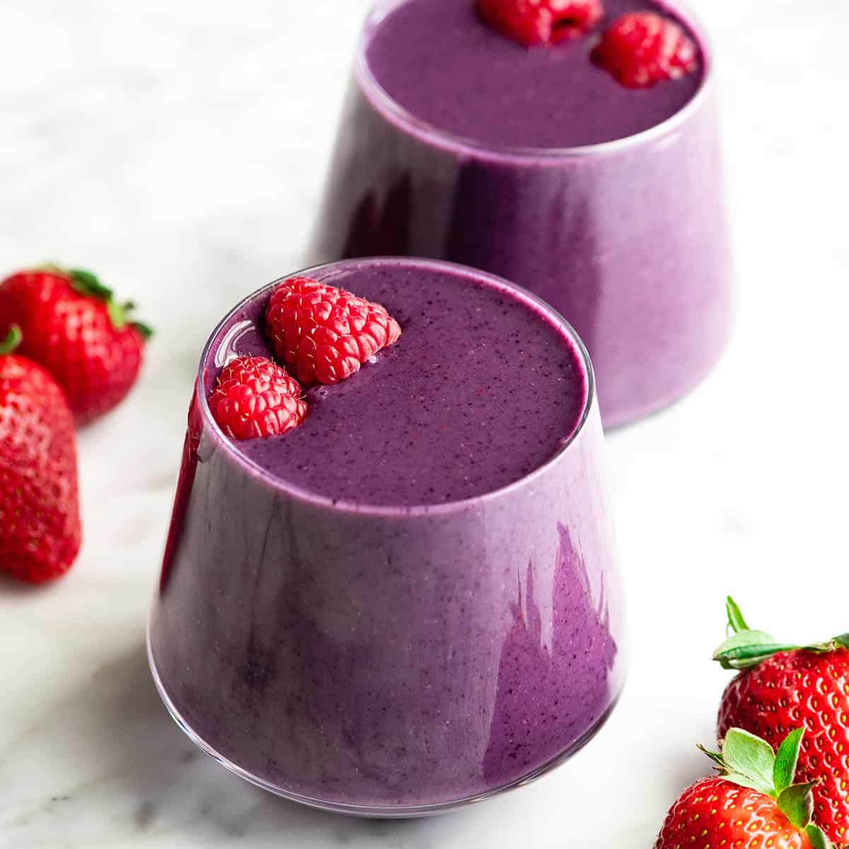MIXED BERRY SMOOTHIE