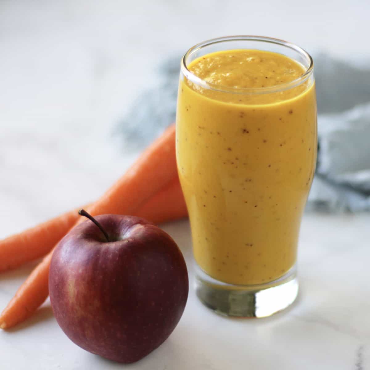 Carrot-Apple Smoothie