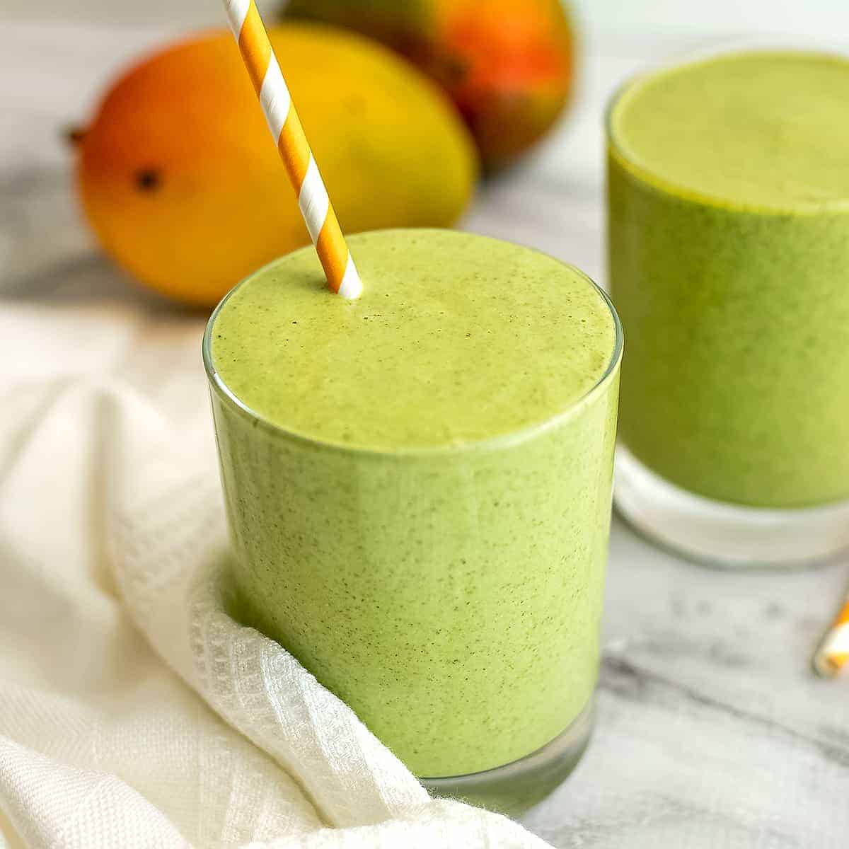Mango and Kale Smoothie