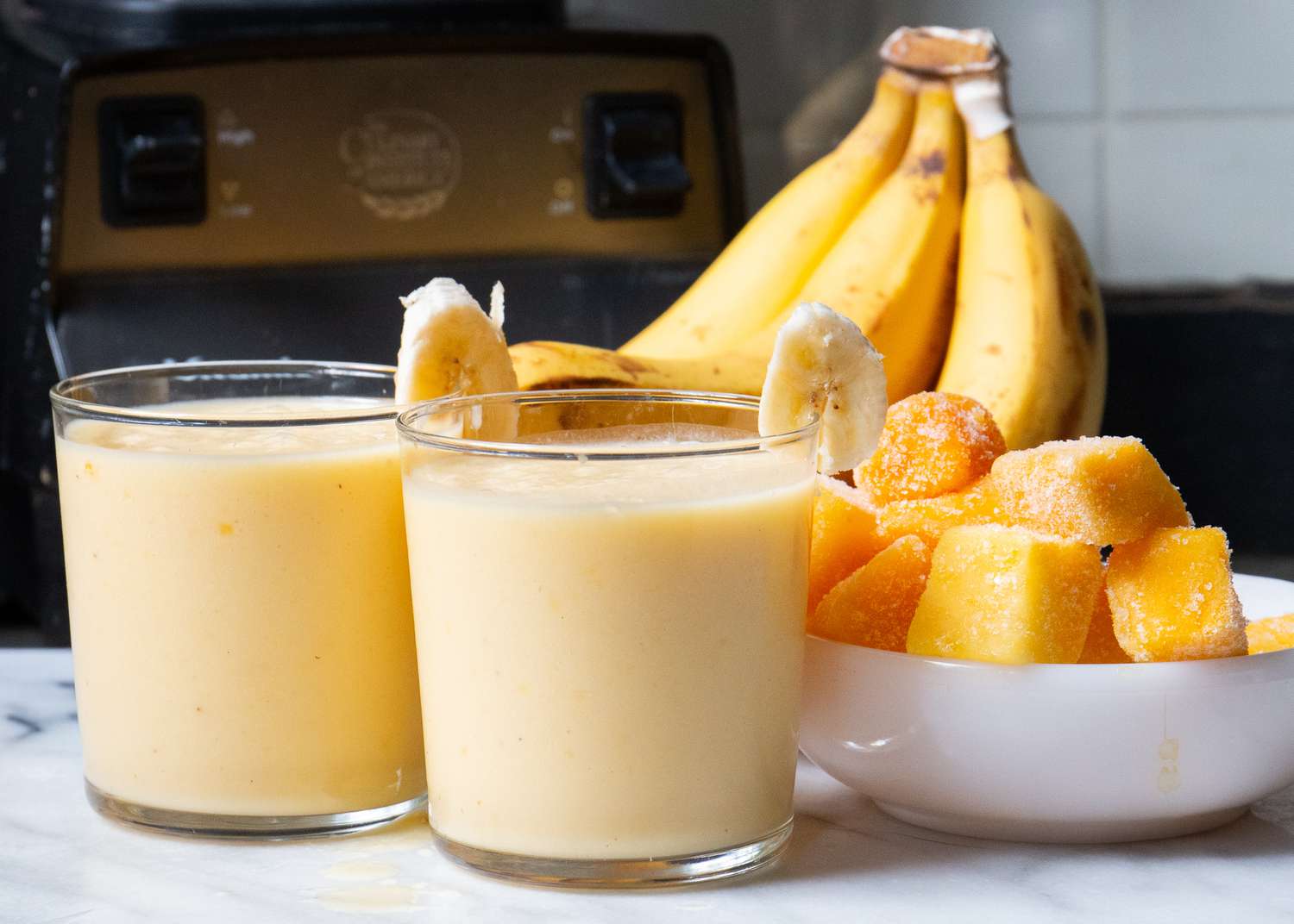 EASY BANANA SMOOTHIE