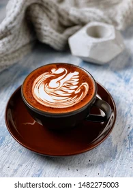 Mocha Latte with Swan Art