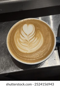 Vanilla Latte with Rosetta Art
