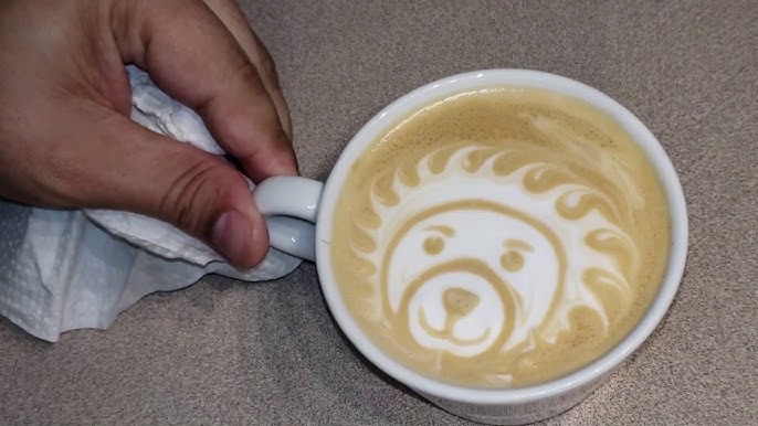 Hazelnut Latte with Lion Art