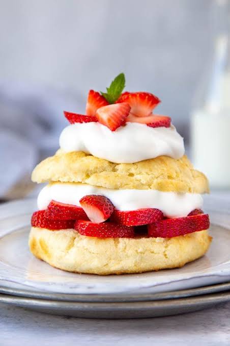 Classic Biscuit Strawberry Shortcake