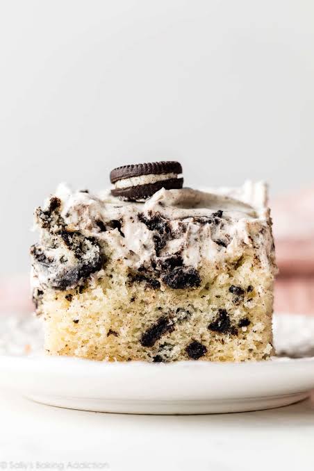 Ultimate Cookies and Cream Oreo Layer Cake